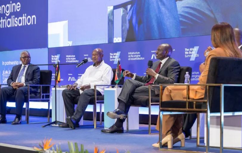 Ruto unveils vision for major East African Oil Refinery to end export of raw materials