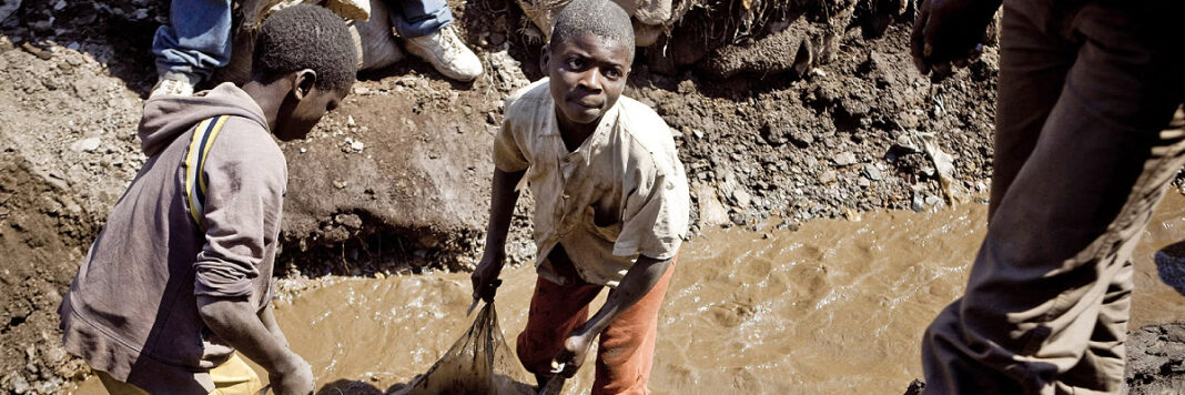 Proposed Congo deportation deal linked to critical mineral access