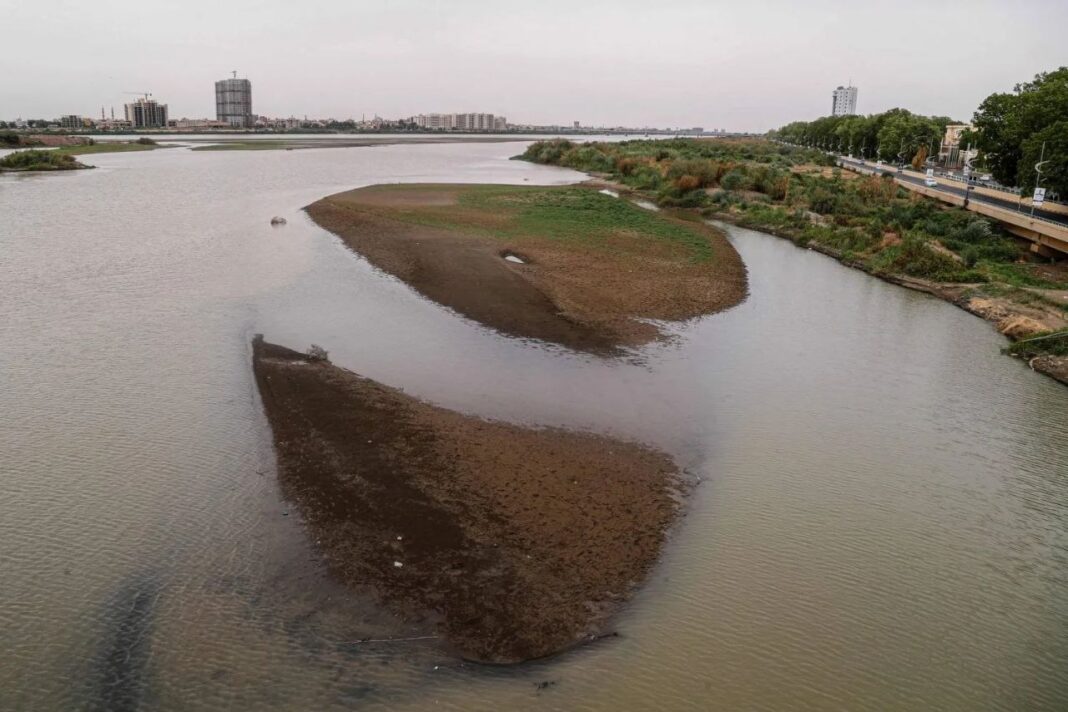 Triple threat paralyzes Sudan agriculture as El Niño drops Nile to record lows