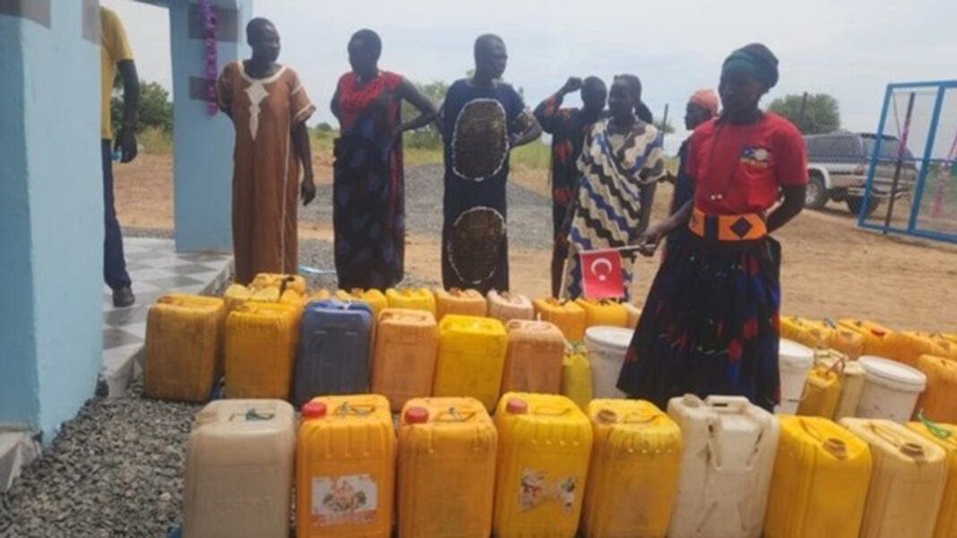 Türkiye diyanet foundation opens solar borehole to deliver clean water in South Sudan